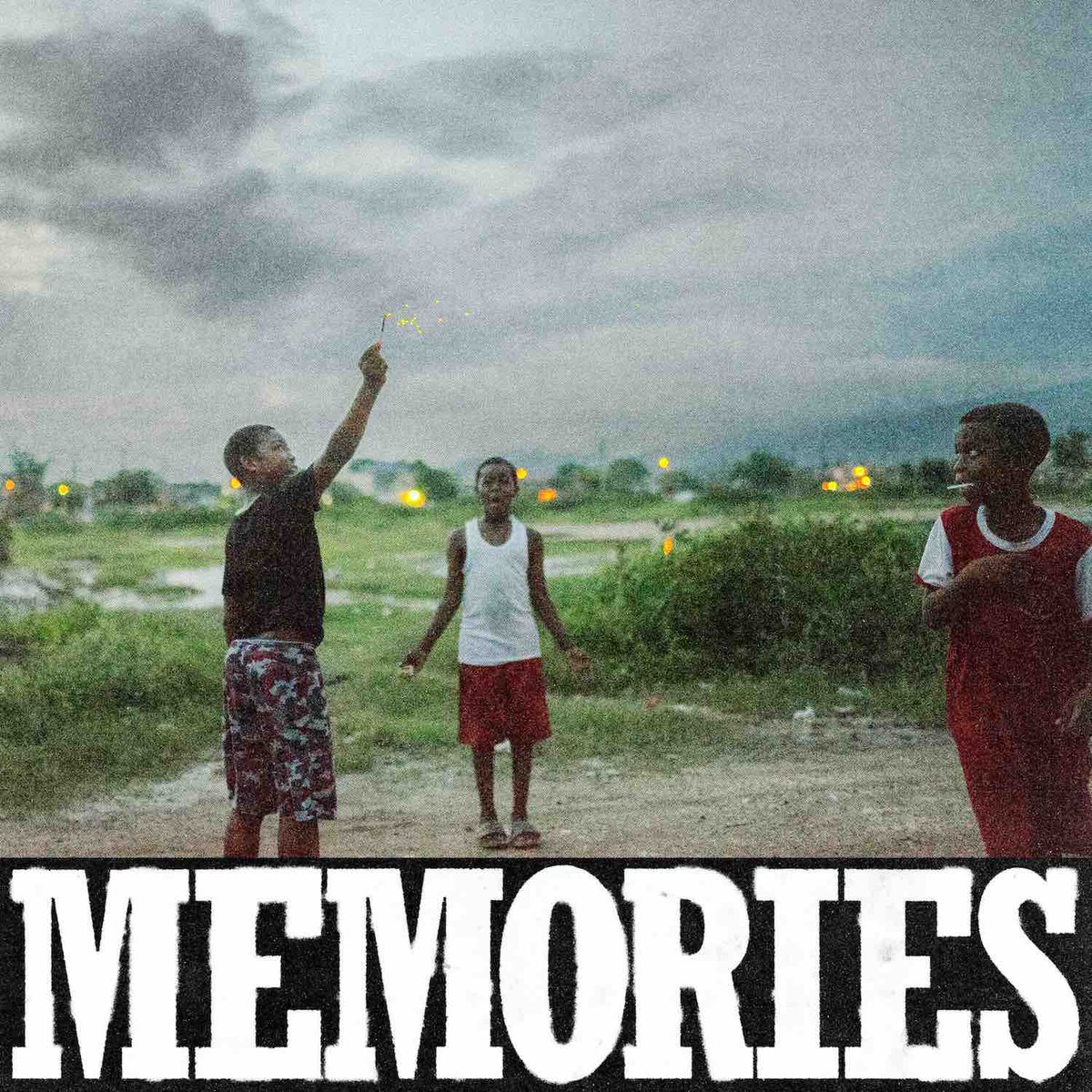 24x7records's tweet image. JAH LIL最新シングル「Memories」本日配信開始!! → orcd.co/jahlil_memories

〈OutDeh〉制作・FATBABSプロデュース。

試聴 → youtube.com/playlist?list=…

#JAHLIL #Memories #BrandNew #OutDeh 🇯🇲