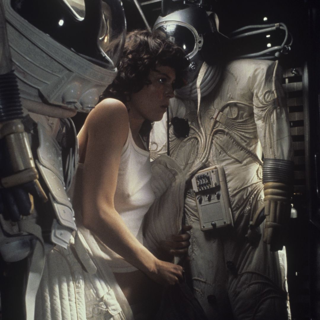 🍥ellen ripley shady facts tweet media
