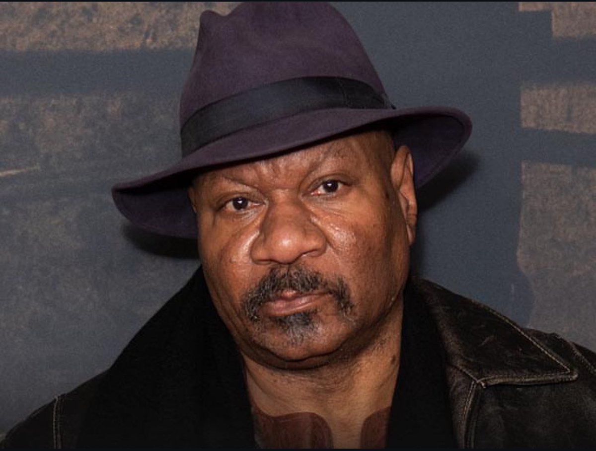 BiggHurra's tweet photo. Praying for one of my fav actor. ...Praying for a speedy recovery 🙏

#VingRhames collapsed at a Los Angeles restaurant and was hospitalized. He’s currently stable and under observation. https://t.co/vEFeY2i8PL