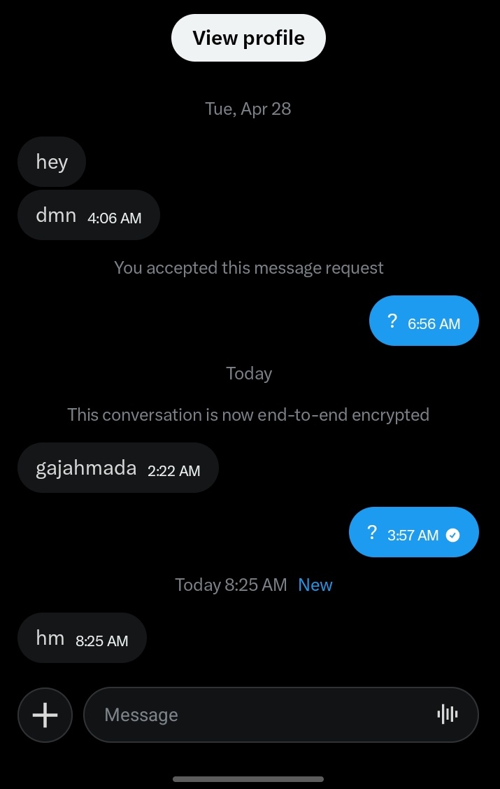 alasan aku males bukain dm tuh kayak gini, gak jelas baru chat tbtb tanya dimana trs makin ga jelas kek org mabok