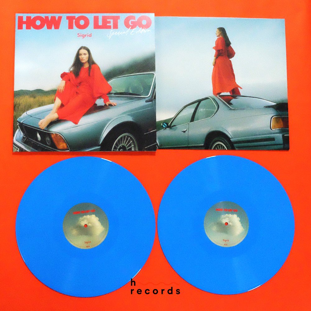 h____records's tweet image. #InStock Online พร้อมส่ง
Sigrid - How To Let Go (Special Edition Deluxe Blue Vinyl)
#แผ่นเสียง - สีฟ้า - EU - 2LP - 2022 - New/Sealed
ราคา 1,600 บาท 
-
*ค่าส่ง EMS แผ่นเสียง 100 บาท/กล่อง (สูงสุด 4-5LP) 
-
Shopee : shopee.co.th/h_records
#h____records