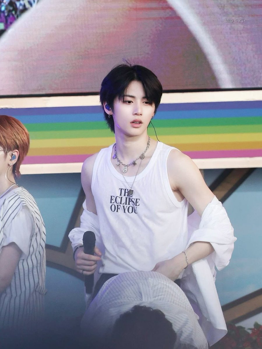 빈둥 tweet media