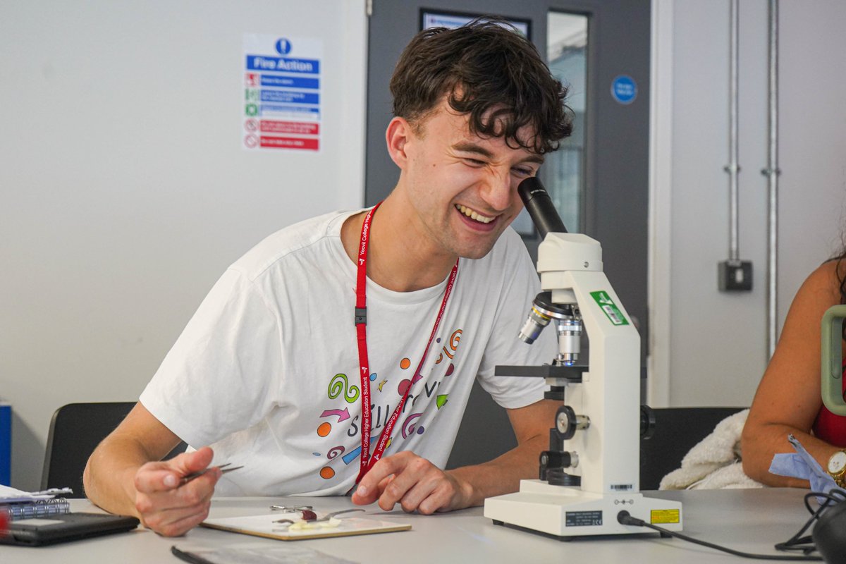 YeovilCollege's tweet image. Your journey doesn’t need to look the same as others.⭐️

At Yeovil College University Centre, we offer 5 subjects within our Access to Higher Education qualification to give you all the knowledge you need. 

Visit our website today: yeovil.ac.uk 📲

#ChangingLives