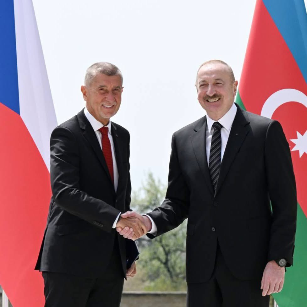 Azərbaycan–Çexiya siyasi dialoqu möhkəmlənir

Azərbaycan Respublikası ilə Çex Respublikası arasında siyasi münasibətlər davamlı inkişaf edir. Dövlət rəsmilərinin qarşılıqlı səfərləri və aparılan danışıqlar iki ölkə arasında etibarlı tərəfdaşlıq mühitini gücləndirir.