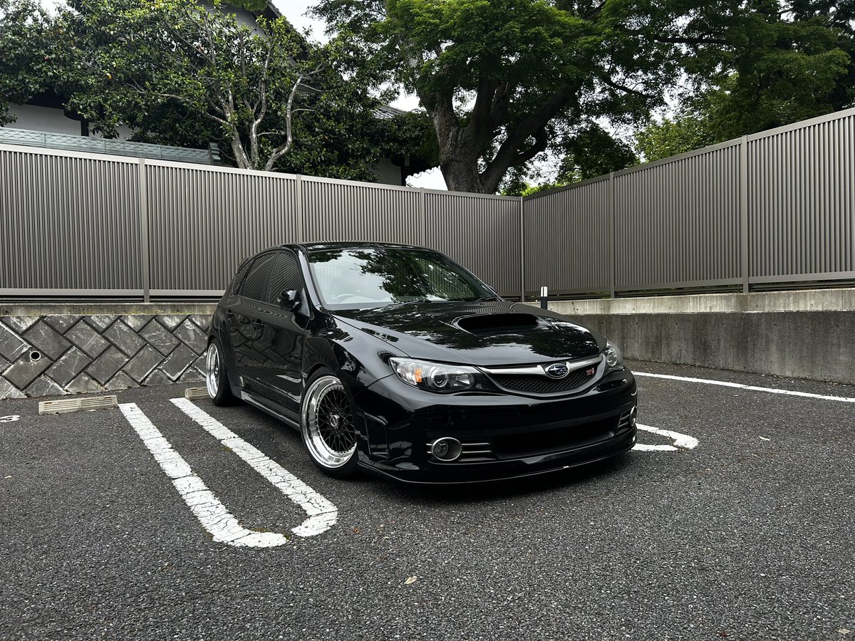 ｺﾞﾛｰ tweet media