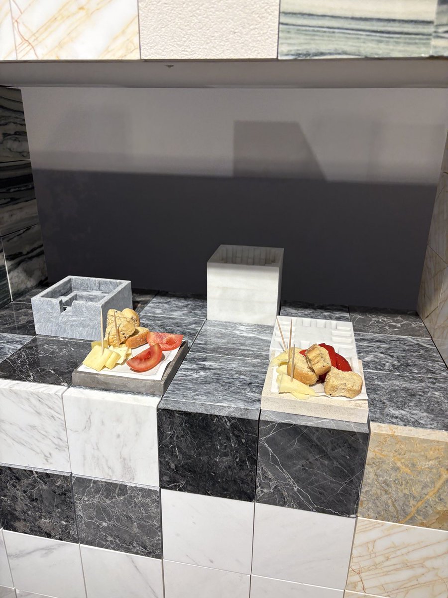 AgoraMFAGR's tweet image. 🇬🇷✨ Greek #Marble Ouzeri | Milan (April 20–26, 2026)

The “#GreekMarbleOuzeri” was successfully completed as part of Milano Design Week 2026, offering a unique experience that connected #Greekmarble, design and gastronomy.

📍 At Galleria D’arte Il Vicolo