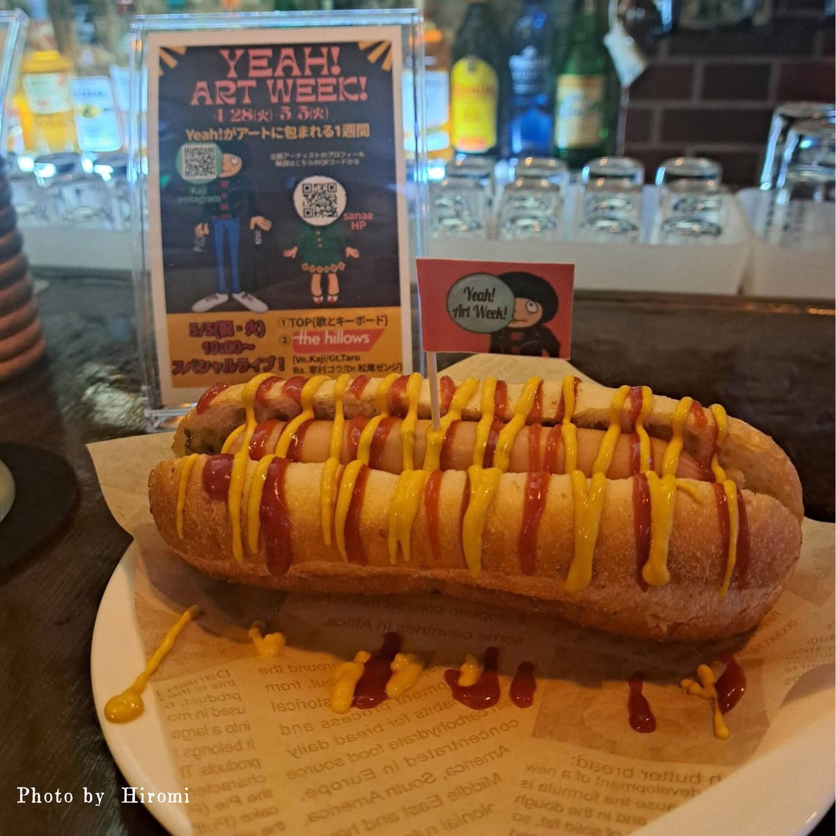 sanaenoe's tweet photo. コラボの「弱いホットドッグ🌭」期間限定で復活しています。
数量限定で旗も立っています🚩🚩 https://t.co/I9iy7UpM7c