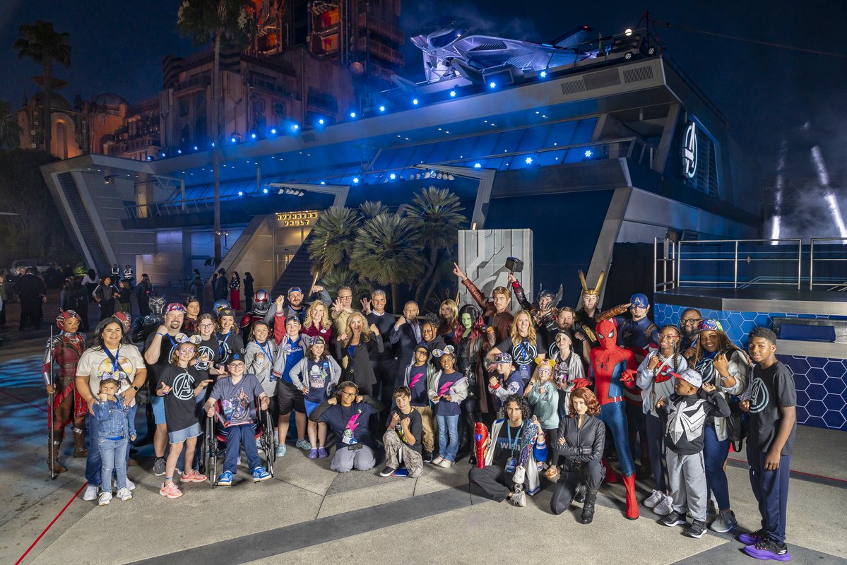 Disney Parks tweet media