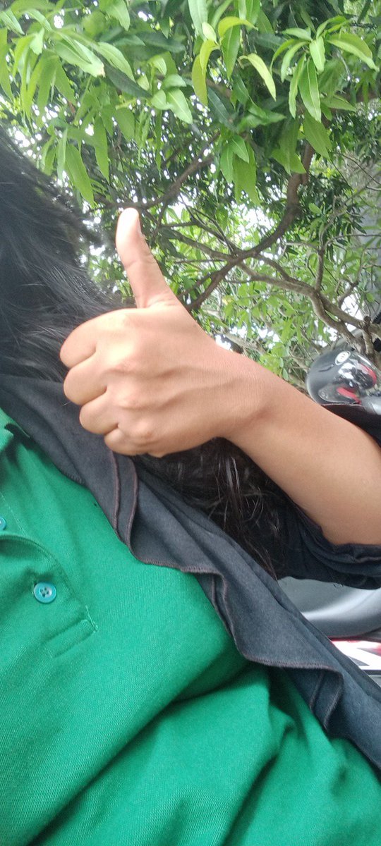 Ichamelisa22's tweet photo. Hari ini benar2 wara wiri, bolak balik ke bank, minta ttd direktur, belum lagi ambil tagihan dan hari ini demua lancar dengan baik. Thanks Jesus👍🏻🔥 https://t.co/ETdUHSzON9