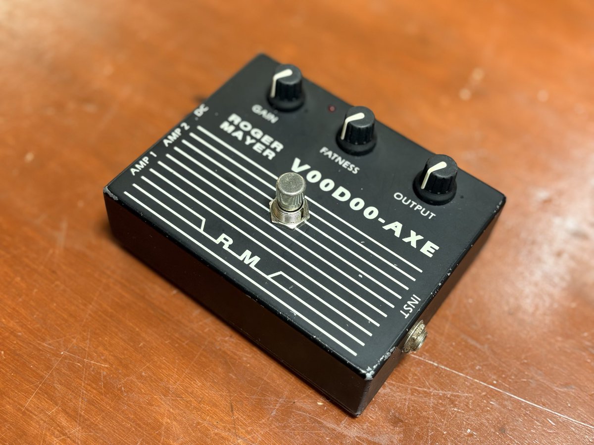 RT @yorozuya8gakki: ROGER MAYER VOODOO-AXE入荷しました！ なかなか
