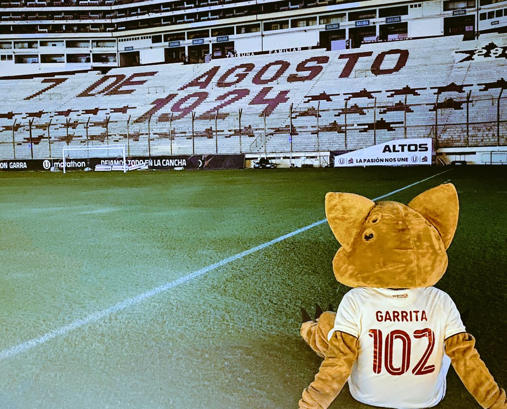 Bienaventurados los que pisaron hoy la tribuna. Abrazos por siempre! 
Estadio Monumental 
Miércoles, 29 de abril. 11:59 pm. 
Buenas noches hermanos.
Y Dale "U" hasta el fin de los tiempos.
UNIVERSITARIO 4 - Nacional 2
Copa Libertadores 
@universitario1924 
@libertadores