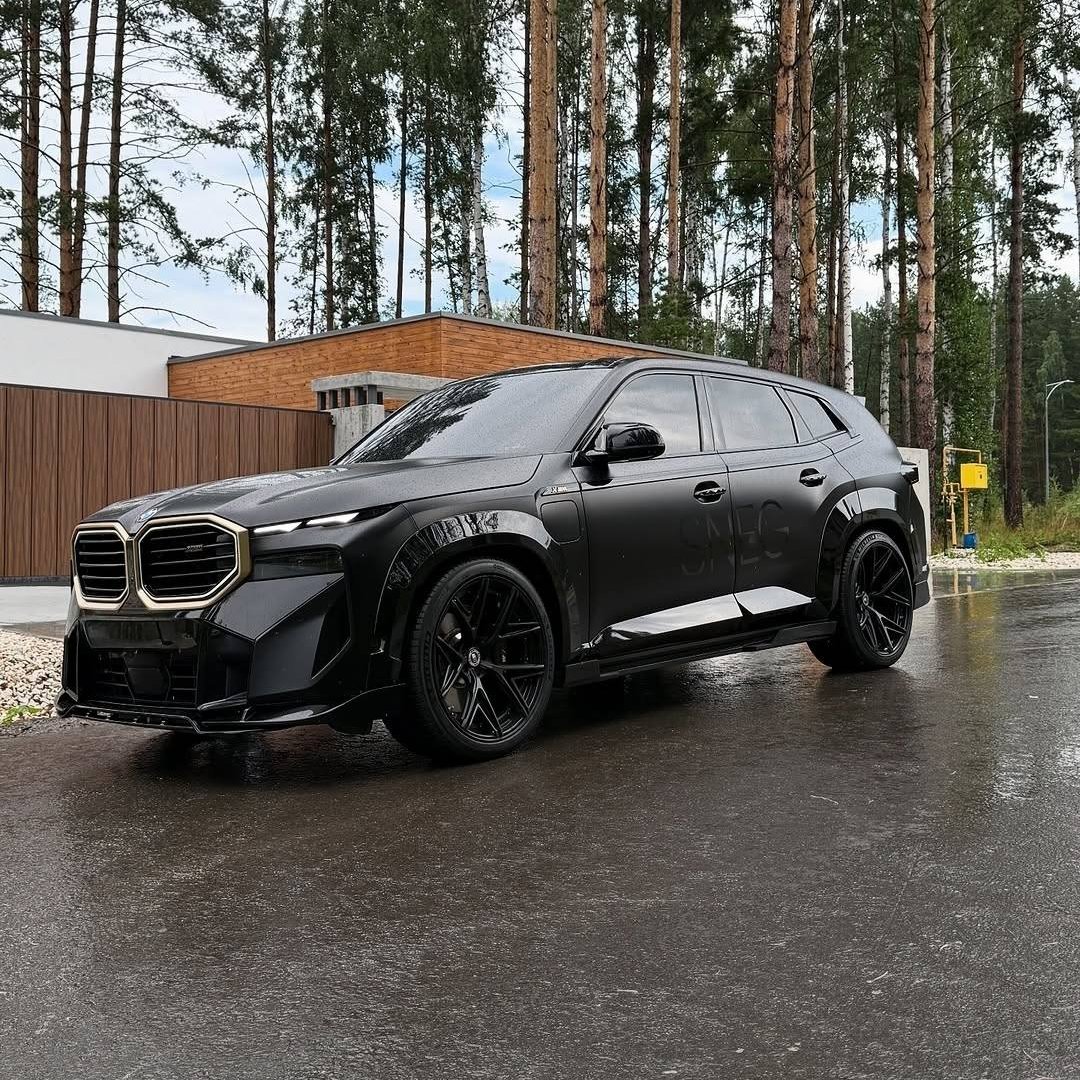 autochat360's tweet photo. BMW XM🔥 https://t.co/SKARicn2uu