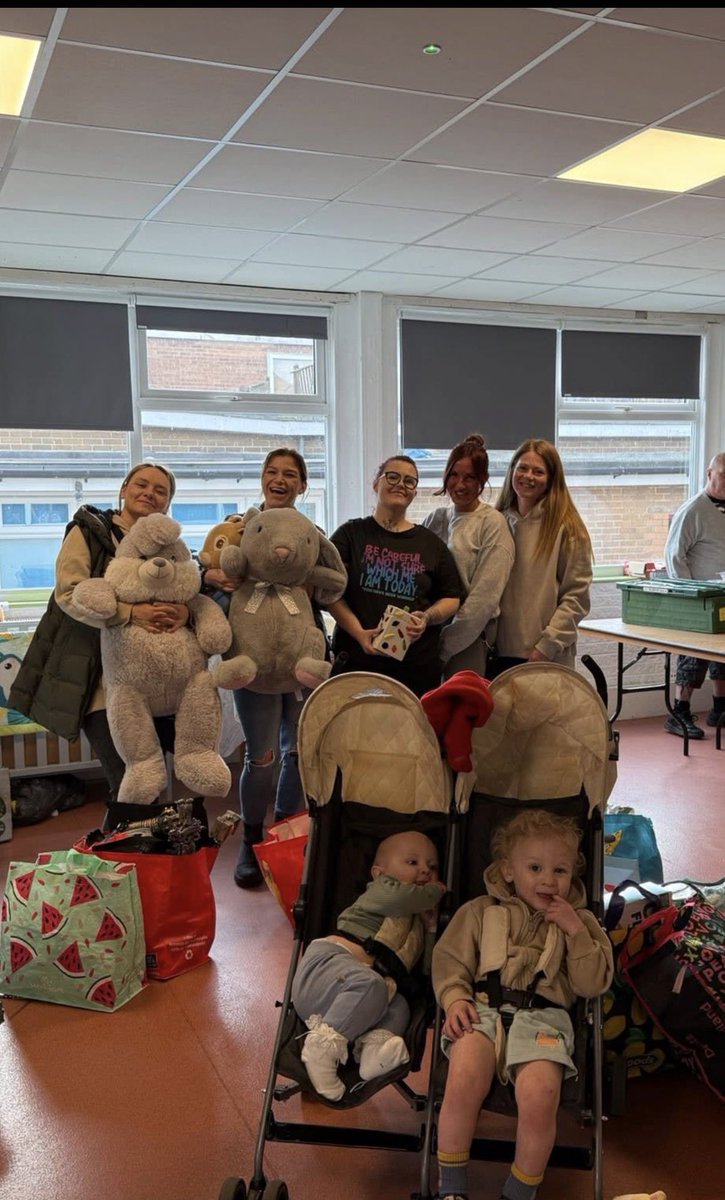 FoodAWARE's tweet photo. Huge pleasure to support Sue Cartlidge &amp; fab team at St Mary Magdalene @MaltbyFoodbank  in Rotherham with surplus supplies each week via our Hellaby warehouse.

Keep up the great work you all do supporting those less fortunate in grassroots Maltby communities 👍
@nbrly @LFHW_UK https://t.co/8CTZuaAhU5