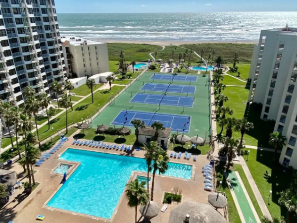 SaidaTowers's tweet image. Your beachfront condo is waiting 🌴✨ Stay at Saida Towers Southpadre for ocean views, easy comfort, and unforgettable vacation moments with family 🌊🏖️ 

🌐saidatowerssouthpadre.com 
☎️877.633.2386

#SaidaTowersSouthpadre #BeachfrontLiving #FamilyFun