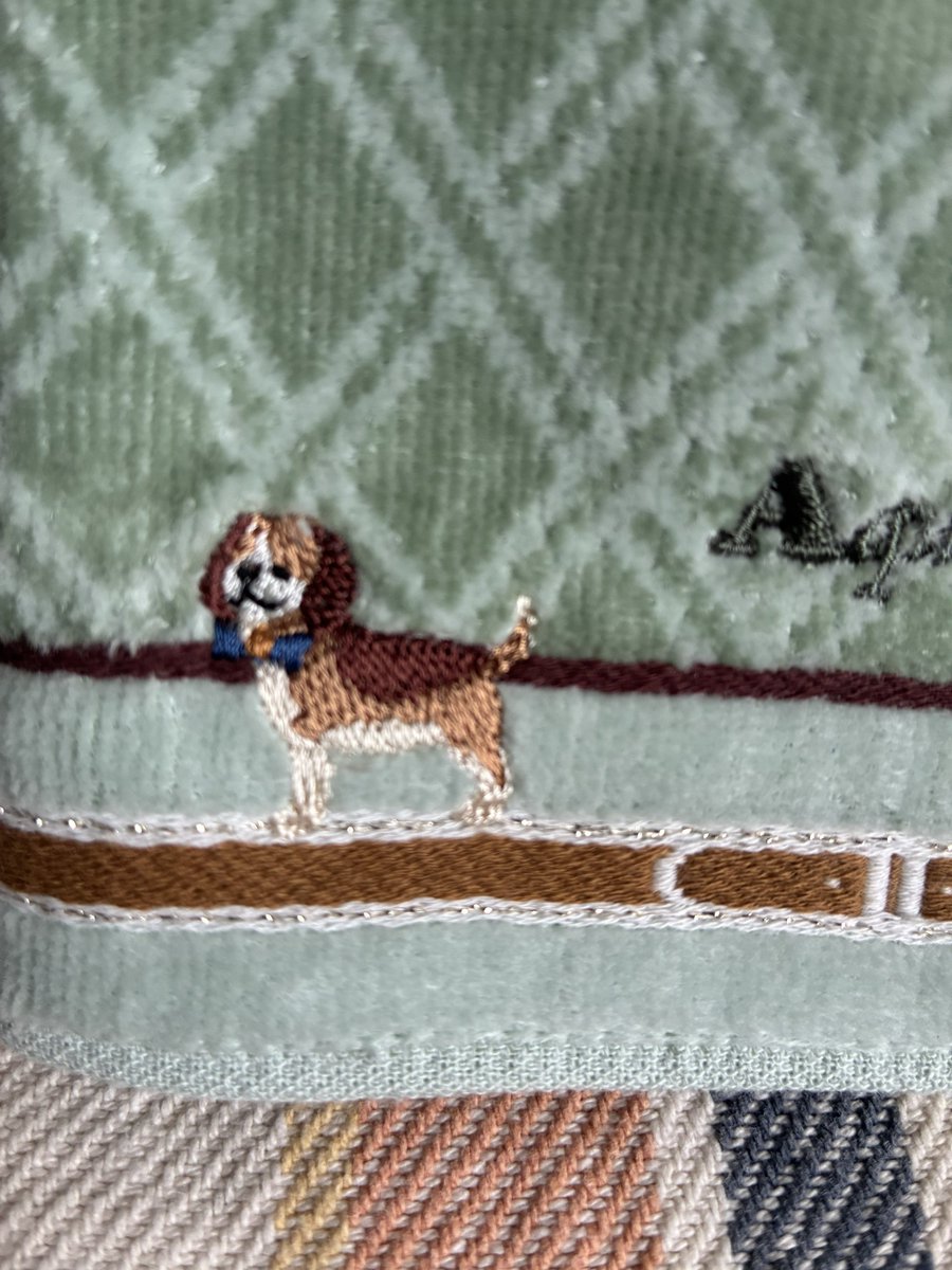【5点】映画『犬王』　刺繍入りハンカチ　犬王 ハンカチについていた刺繍の犬🐶 目がなくてかわいそうな気がしたので