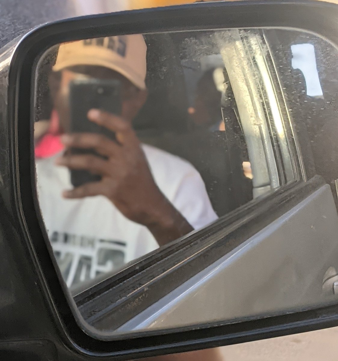 Perlman🇨🇲 tweet media