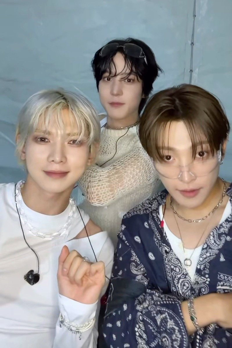 lin || where is Asia? tweet media