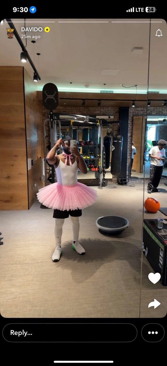 Ebony Black tweet media