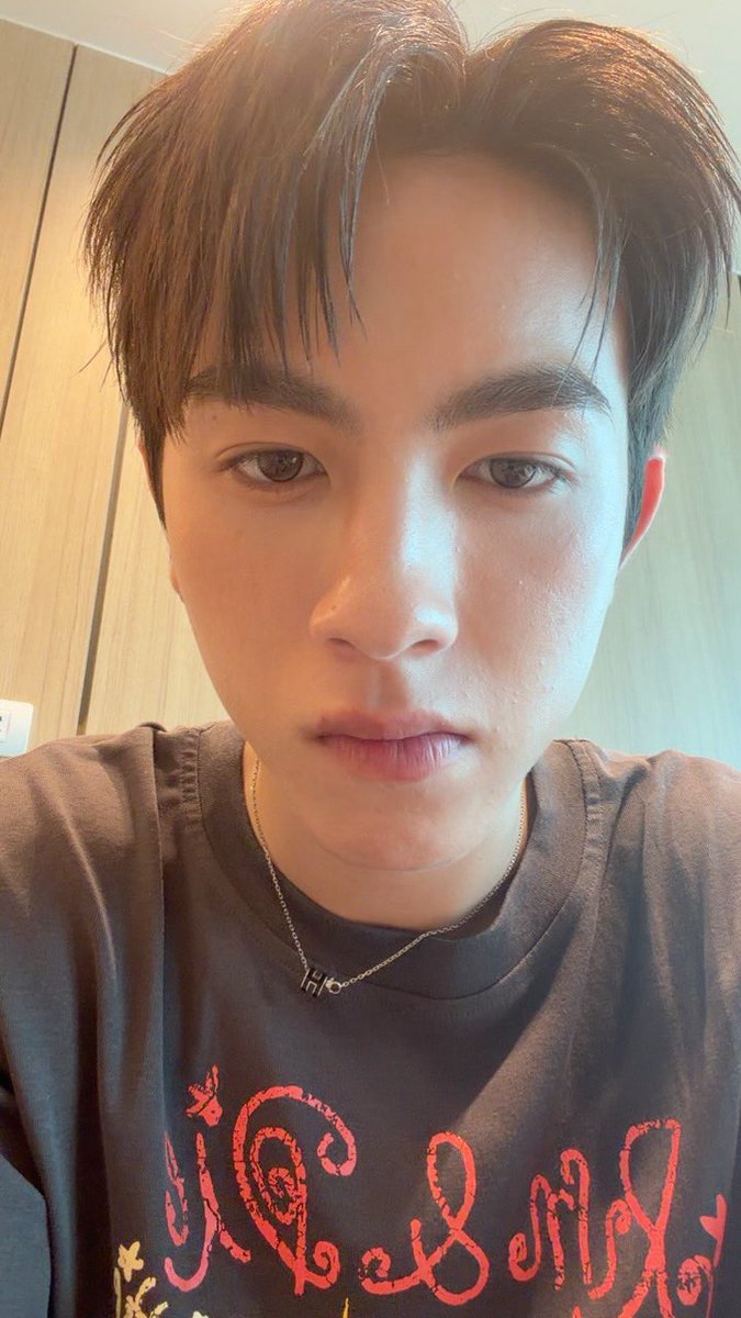 Nisnia_y41's tweet photo. เอ็นดูน้องอองรีจัง🥹🫳🏻🩵 หายไวๆนะค้าบ #ONGLEE #PROXIEONGLEE #PROXIE https://t.co/LXOBUm0gbX