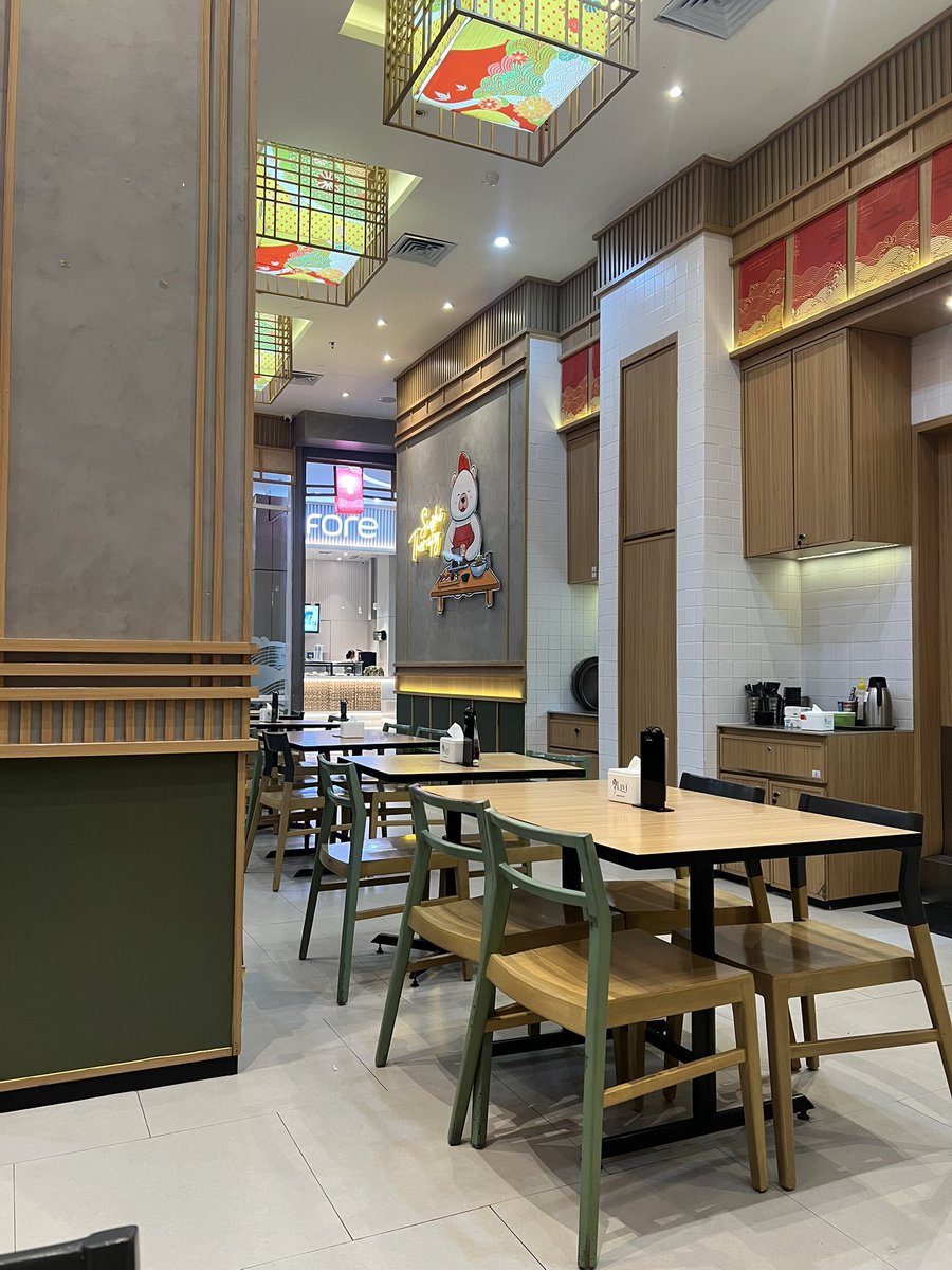 ramenow's tweet image. Tonight’s #fooddiary: A comforting #dinner at #IchibanSushi. These #Ramen bowls’re &amp;amp; #takoyaki seriously good!🍜🤤 Sipping on some #HotMilo &amp;amp; ready to enjoy a #MatchaLatte at home.🍵☕️

#IchibanSushi #ComfortFood #Foodie #RamenLovers #RamenNight #JapaneseFood #LateNightSnack