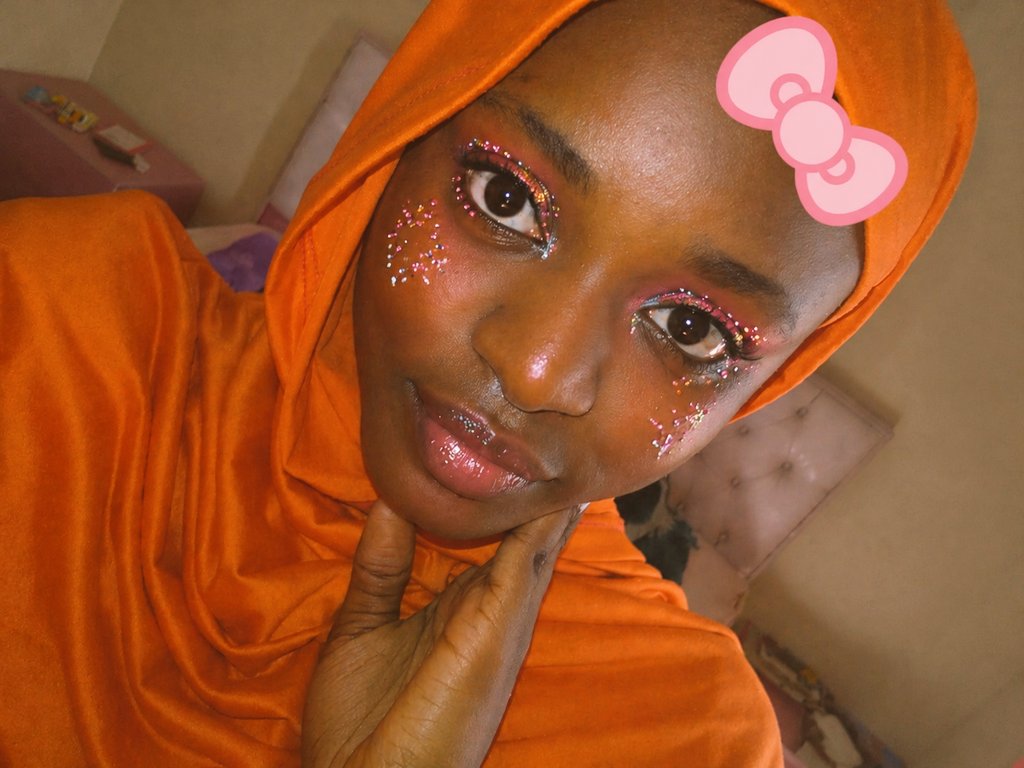 Z𝕒𝕙𝕣a tweet media