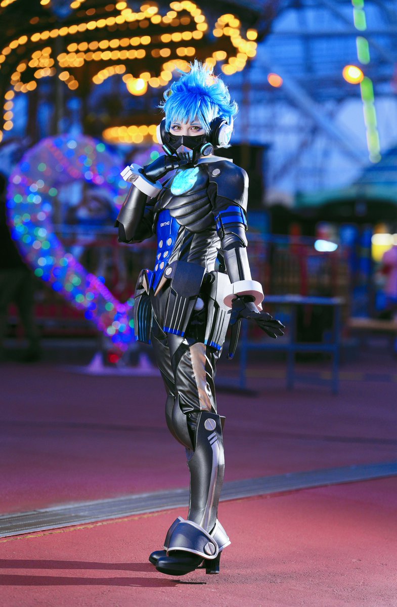 Cosplay / twst 🤖

──────────────────

このボディ、兄さんが学園の制服に似せて作ってくれたんだ。
兄さんもジャケットちゃんと着ればいいのに。

──────────────────

📸：あるふぁさん(<a href="/arufa_758_cos/">あるふぁ</a>)
#JPCC名古屋港シートレインランド