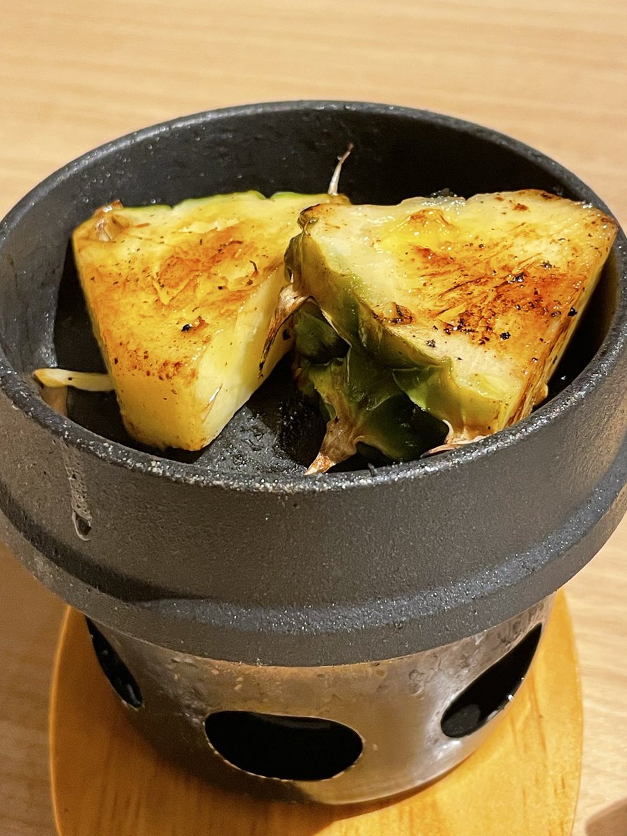 ckharuka's tweet photo. 焼きパインうんまーー🍍👍 https://t.co/nY07dbikZr