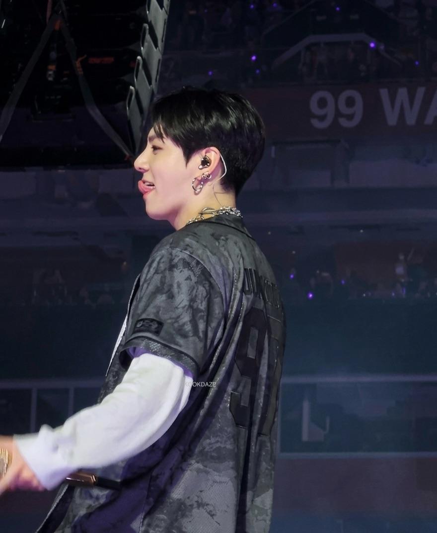 FlowerKookie🦋🌸💜🌸🦋 tweet media