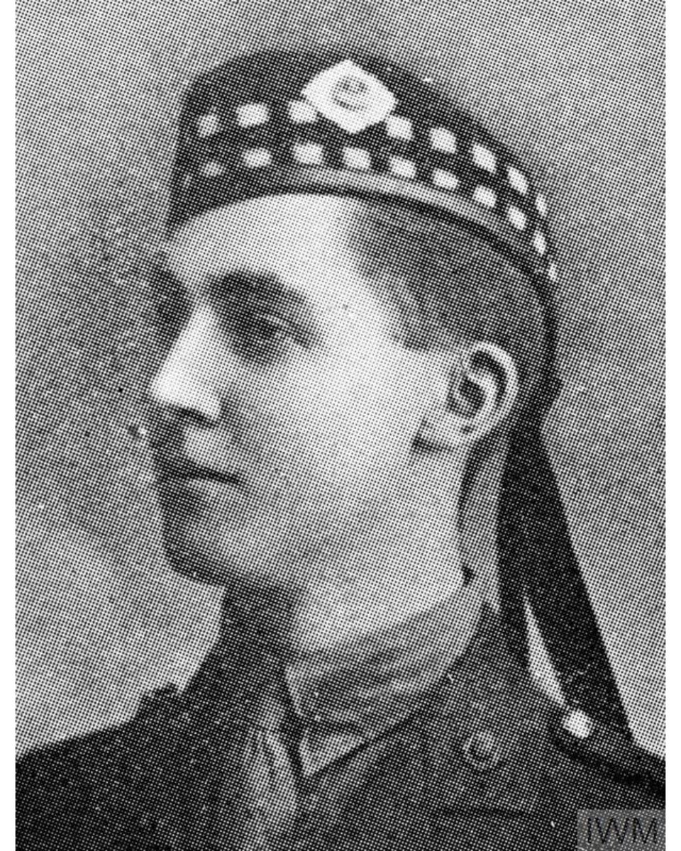BritishHistorym's tweet image. Remembering Second Lieutenant Henry Cyril Pecker 🙏🇬🇧

3rd (Reserve) Battalion, attached to 1st Battalion, The Royal Scots (Lothian Regiment).

Death: 30 April 1915, Western Front.

Son of Major George Pecker.

📷 @I_W_M
____ 
#lestweforget #remembrance 

@BritishArmy @CWGC