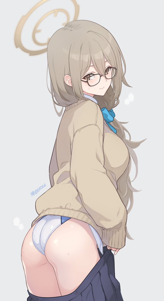 #今月かいた絵を晒そう
制服競泳アカネ💦 