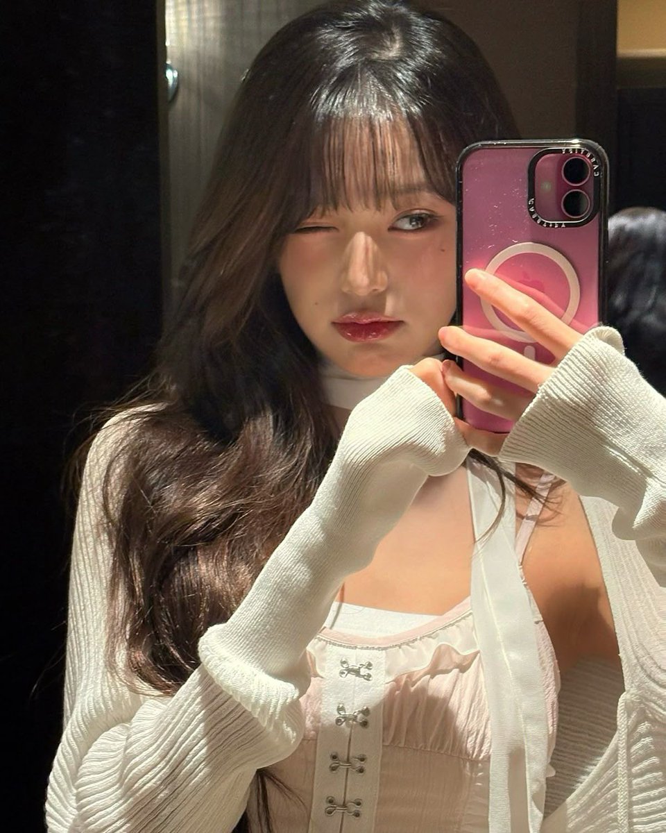 Aisel ಇ. tweet media