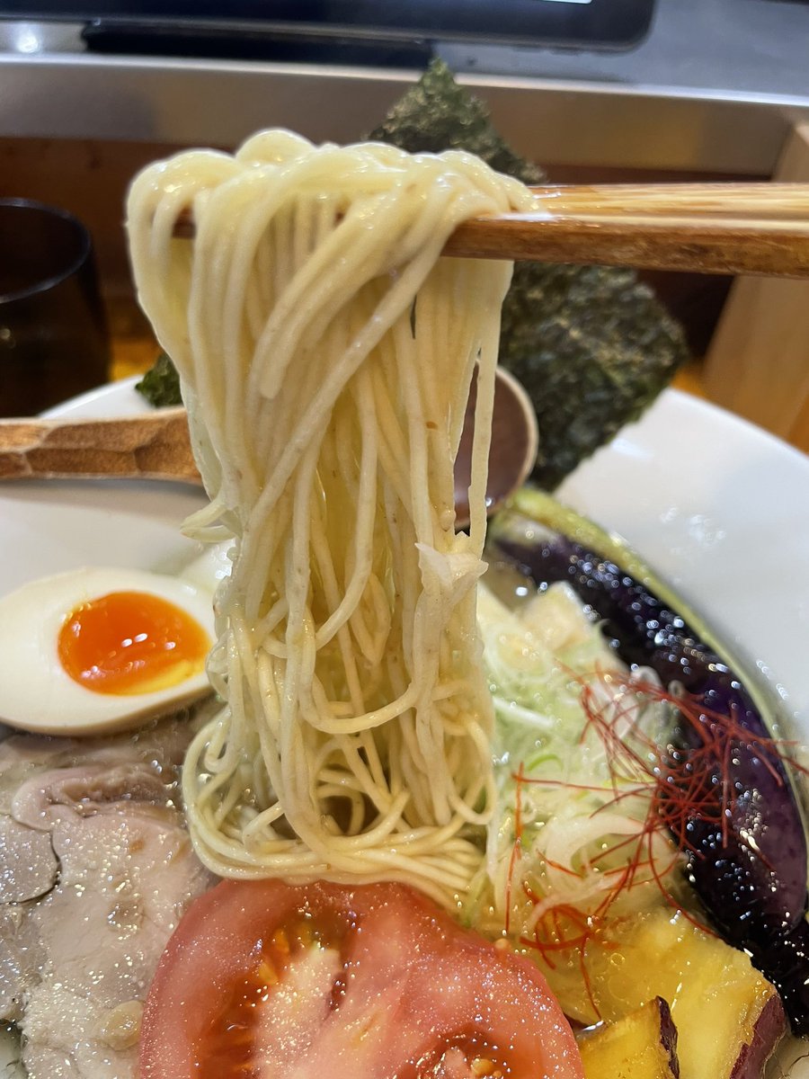 創平 tweet media