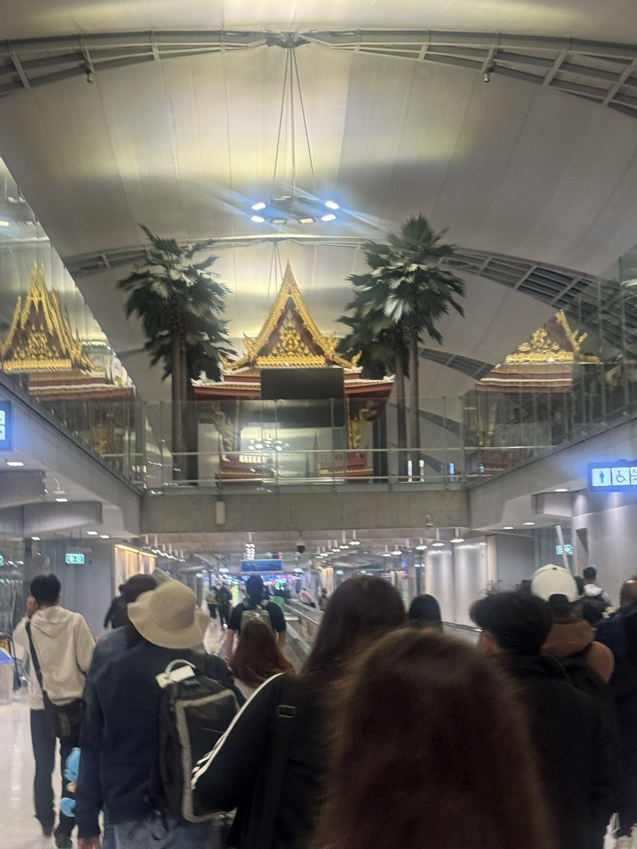 minapiyo18's tweet image. ようやくタイランド

マニラで1時間の時差
タイランドで2時間の時差で
今18時半です
この後入国手続きをして
パタヤの方に向かいます

#タイランド
#RCT
#bira
