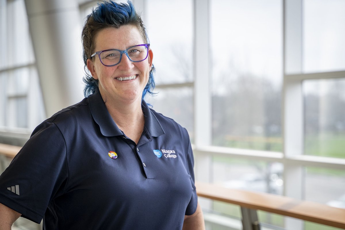 Niagara College is proud to celebrate Ali Ryder, recipient of CICan’s 2026 Bronze Leadership Excellence Award in recognition of her commitment to helping prospective students find their path forward through education. Read more about her impact ⤵️
niagaracollege.ca/insidenc/2026/…