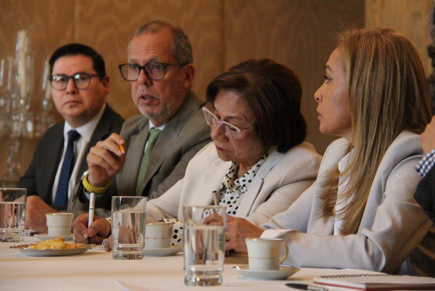 Elizabeth Ortíz tweet media