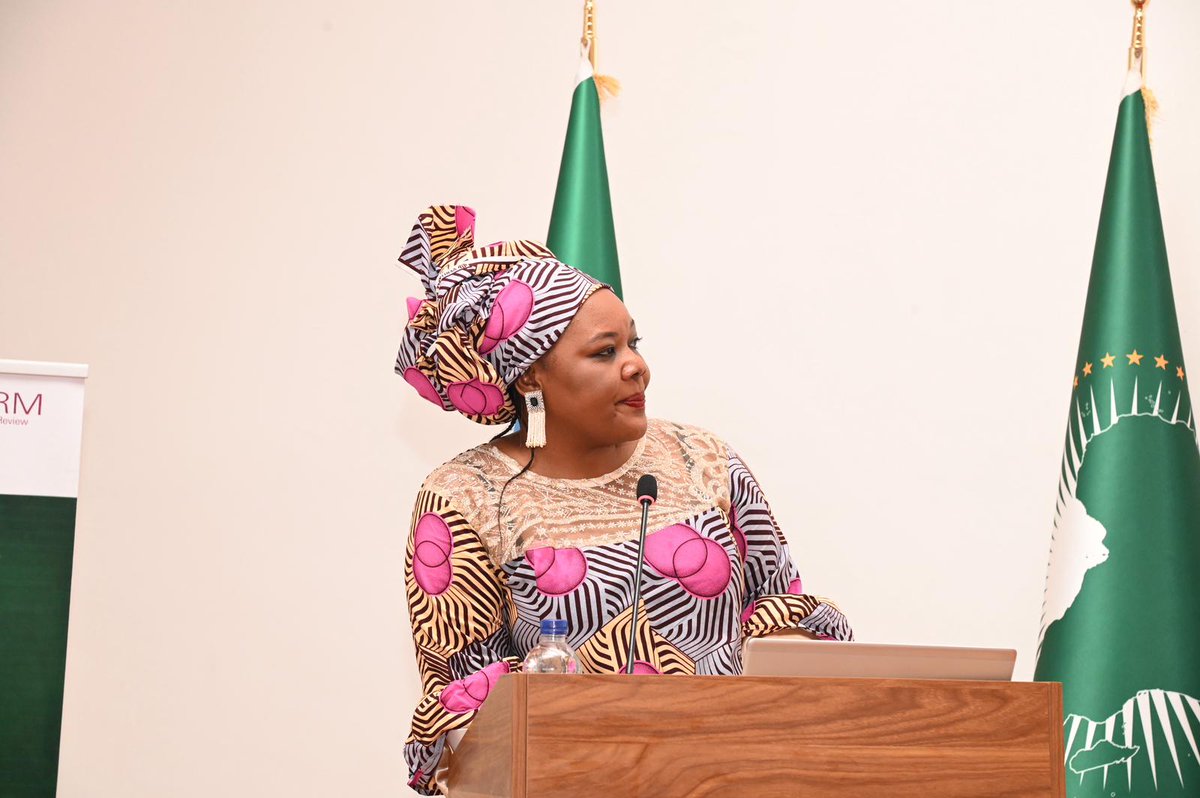 AUC_PAPS's tweet photo. Ache Seid Abakar, Strategic Planning and Early Warning Expert at the #APRM Continental Secretariat, presented the APRM Early Warning Framework at the 5⃣th Joint #PSC-#APRM Retreat in #Burayu, 🇪🇹. A critical tool for anticipating governance-related conflicts and linking peer review insights to prevention.

Tsakane Mahlaule, Diplomacy and International Relations Coordinator at the #APRM Continental Secretariat, briefed the 5th Joint PSC-APRM Retreat on the development of the #AfricaGovernanceReport 2027: "Youth in Governance: From Promise to Prosperity." A timely focus on harnessing Africa's demographic dividend for transformative leadership and sustainable development.
