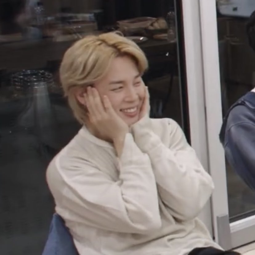 𝐻𝑈𝐻𝑈☺︎︎ tweet media