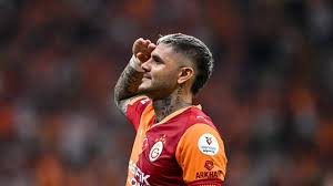 HalilhikmetTurk's tweet photo. #İcardiyleDevam  sen fenomen değil numensin
sen yolcu değil yoldasın 
sen sözde değil özdesin
onun için sana şarkılar söyleniyor "Ali Koç" https://t.co/akq8bQKHlD
