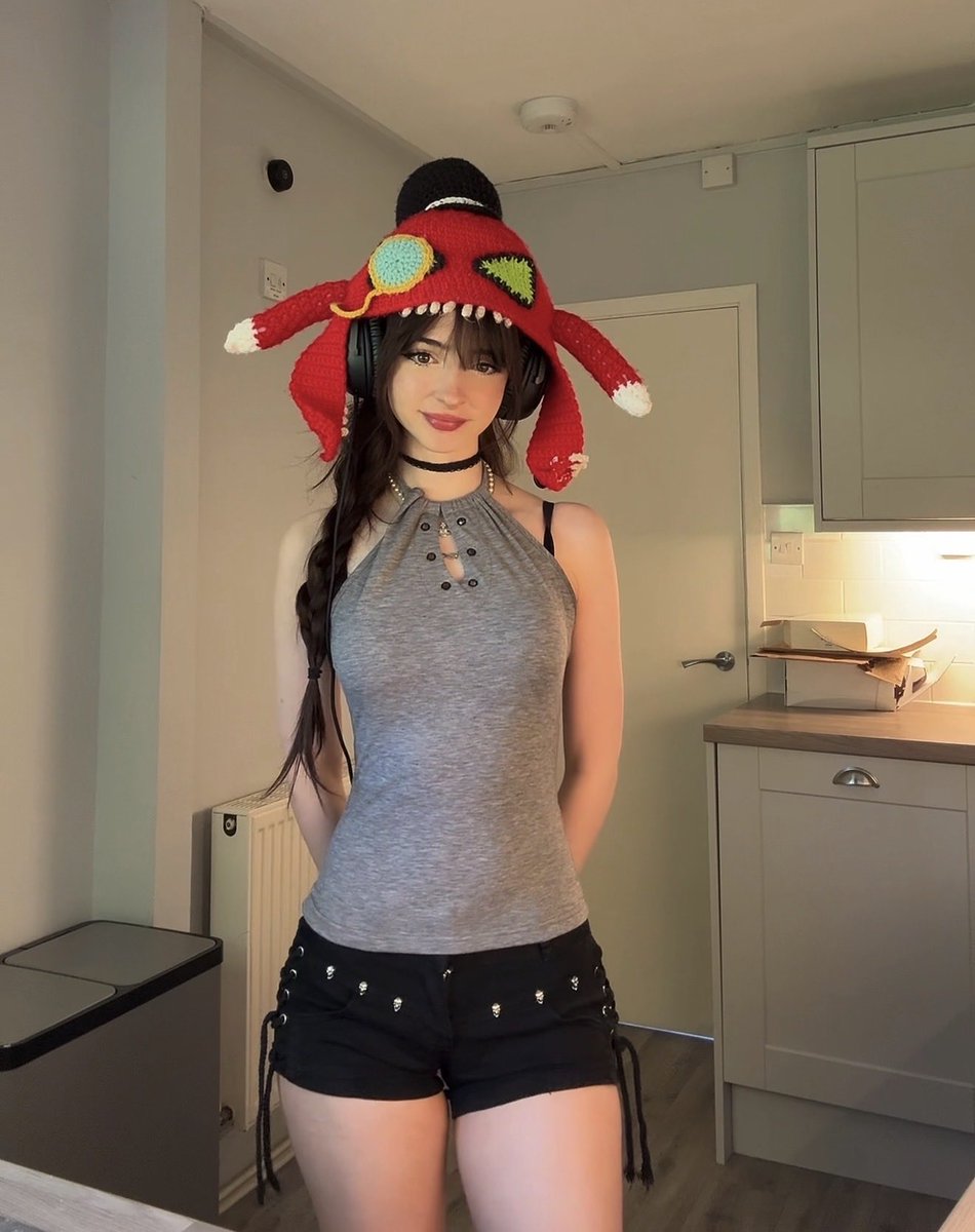 Tenshi ➡️ twitch.tv/tenshi tweet media