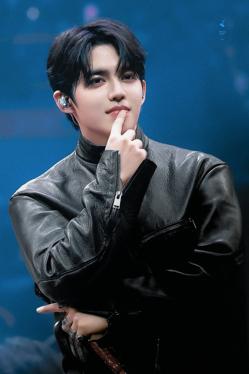 Cherrypick0808's tweet image. 260424

#에스쿱스 #SCOUPS  #승철 #최승철
#세븐틴 #SEVENTEEN 
 @pledis_17