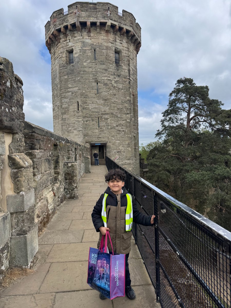 BraminghamP's tweet image. On Tuesday Year 2 enjoyed their trip to Warwick Castle and learnt lots of new information! They had a great time and are now writing a report about their trip.🏰
#warwickcastle
#MakingMemories