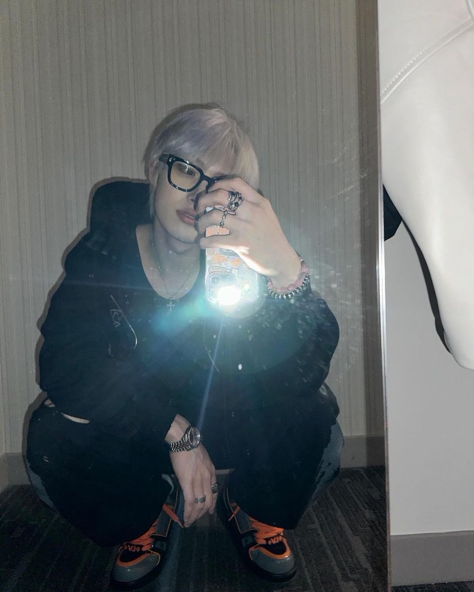뇽 tweet media