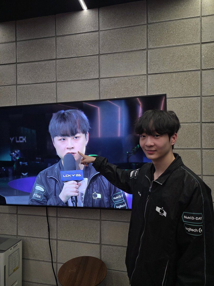 Joon Lee tweet media