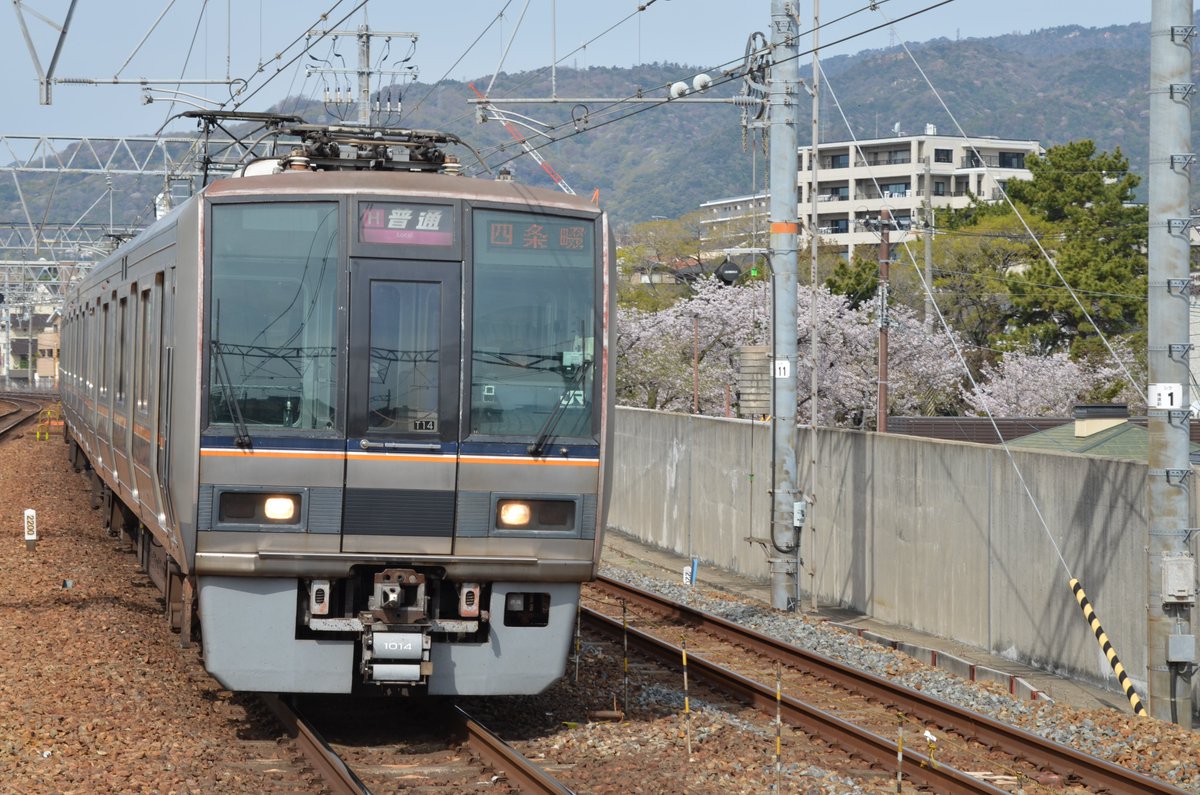 通勤電車２１世紀 tweet media