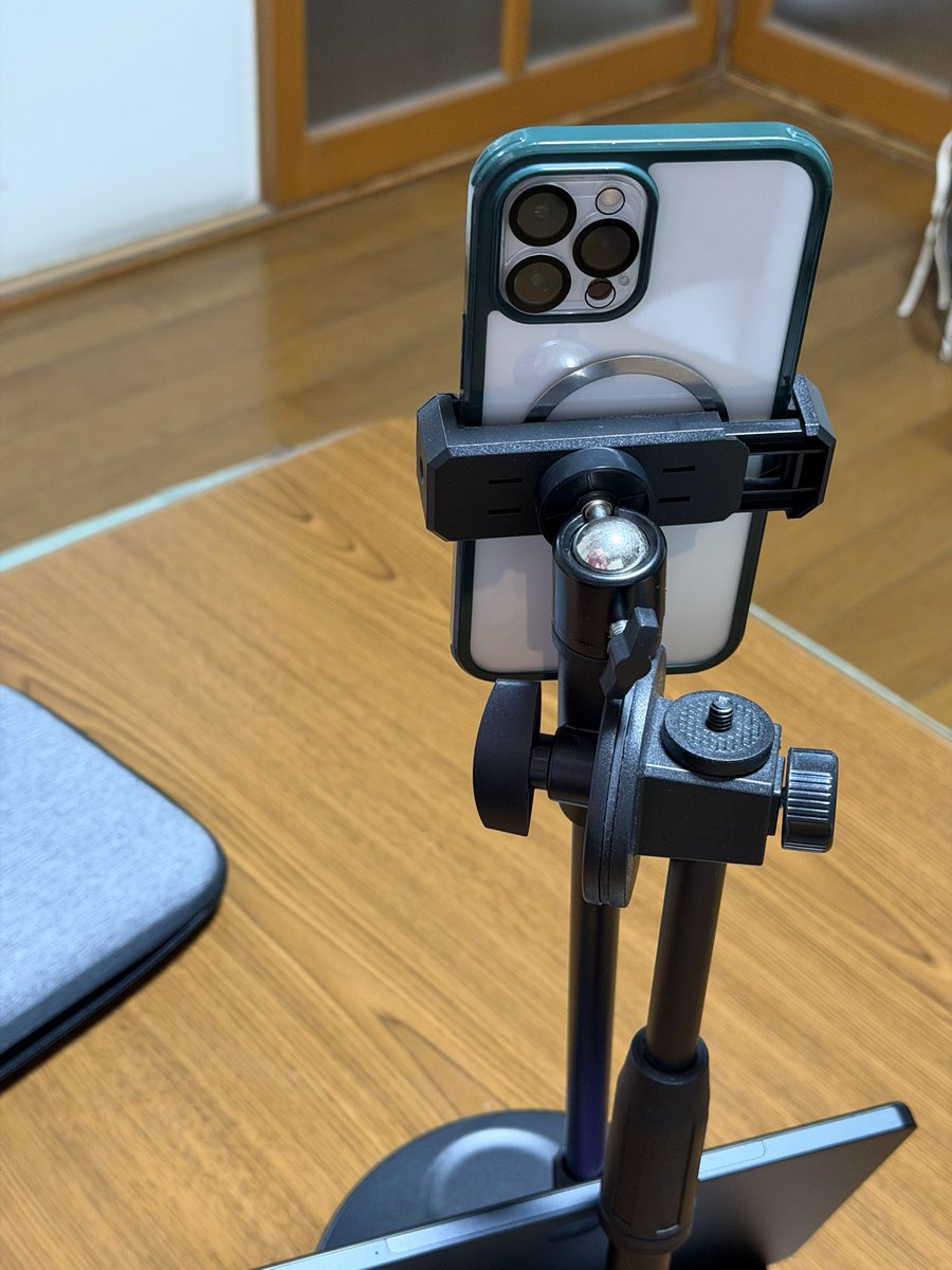 康 tweet media