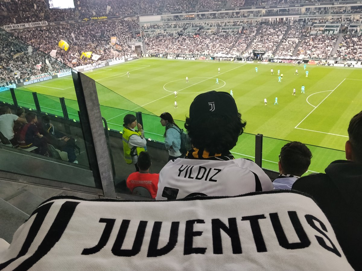 Maestrooo1991's tweet image. #forzaJUVE