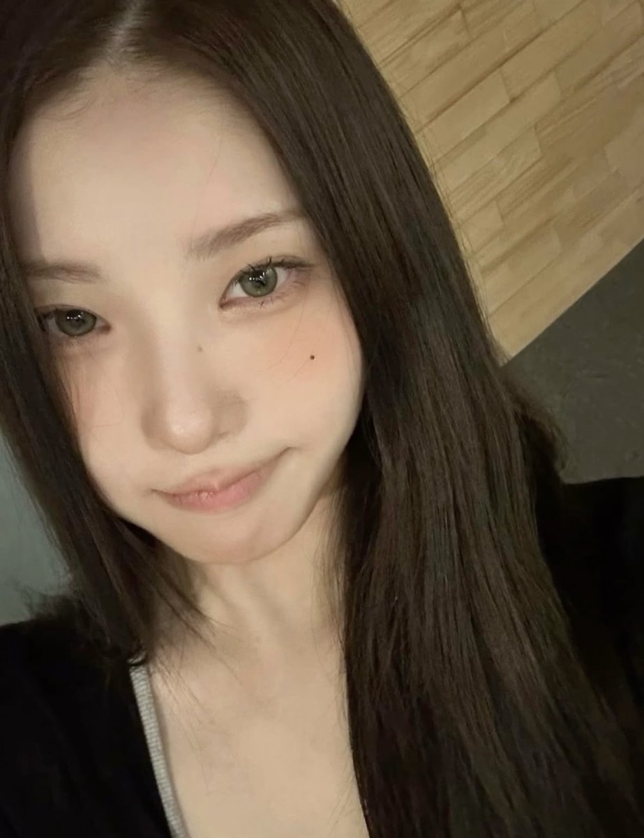 _____noay's tweet photo. こういうタイプのイエベ秋もいることももっと知られてほしい https://t.co/1566FOAPmd