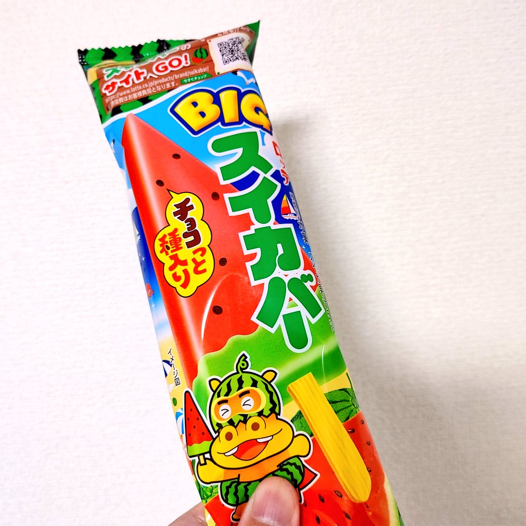 オギ tweet media