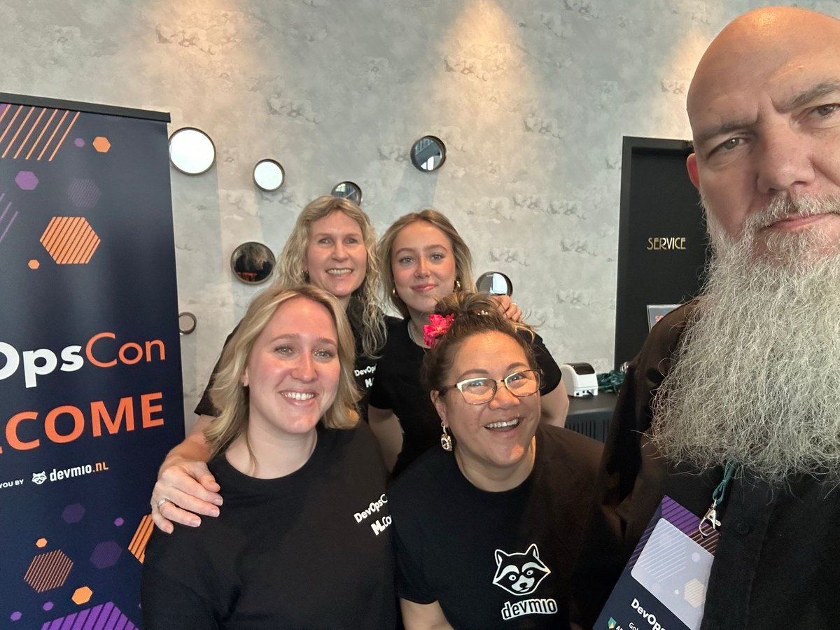 DevOpsCon tweet media