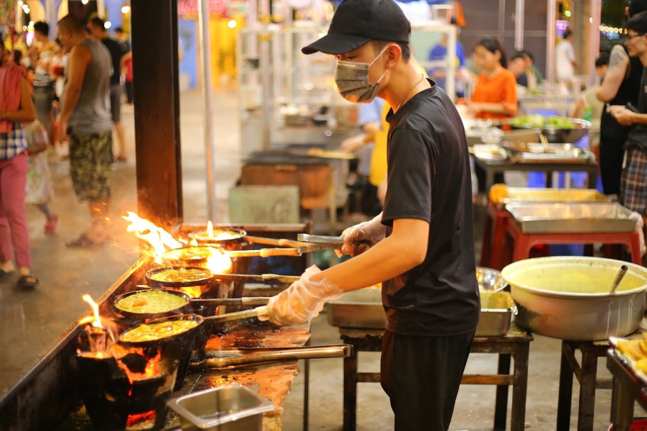 WanderLust1280's tweet image. Important Tips for Eating Street Food and Not Getting Sick

Nothing can ruin a trip faster than getting sick. Learn some of the best tips for eating street food in my Street Food Safety Guide.

wanderlustphotosblog.com/2019/06/27/the…

#StreetFood #TravelTips #TravelSmart #CulinaryAdventures